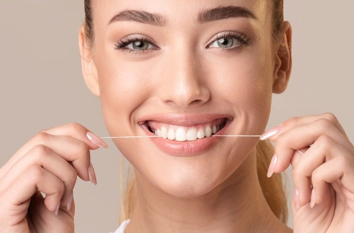اشتباهات رایج در استفاده از نخ دندان