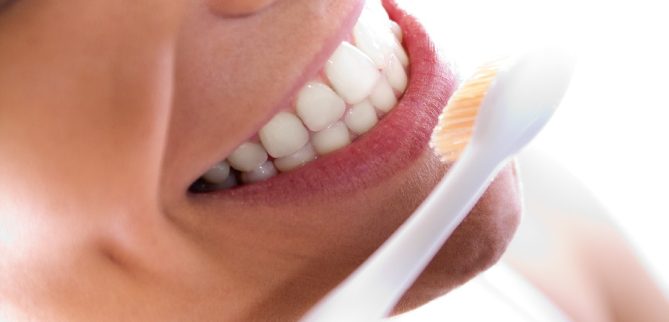 ویژگی های بهترین خمیر دندان سفید کننده